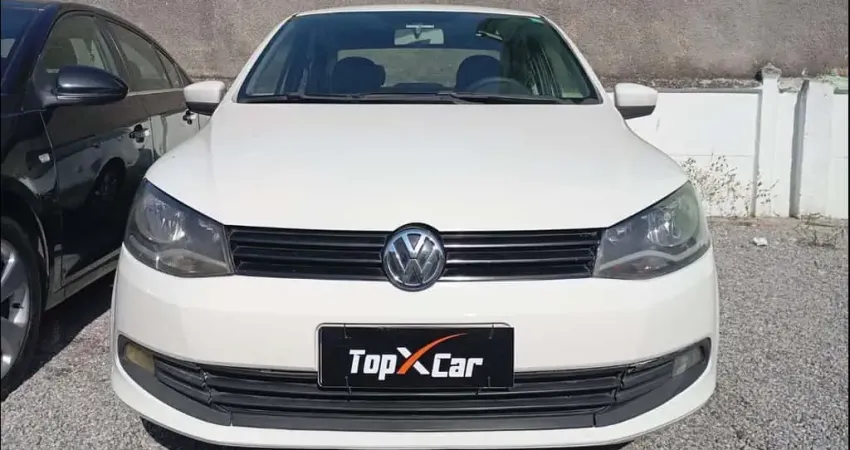 Volkswagen Voyage Comf/highli. 1.6 MI T.flex 8V 4P - Branca - 2013/2014