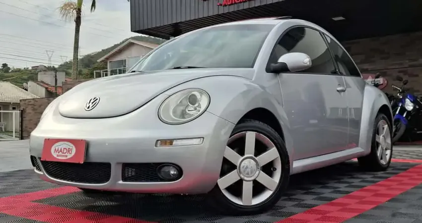 Volkswagen New Beetle 2.0 Mi Mec./Aut.