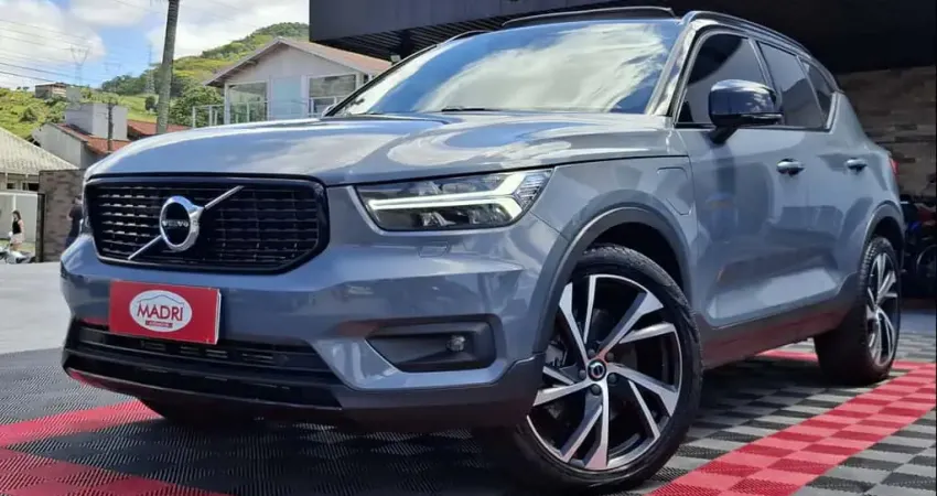 Volvo XC 40 T-5 R-DESIGN 1.5 FWD (Híbrido)
