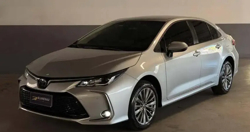 Toyota Corolla XEi 2.0 Flex 16V Aut.  - Prata - 2024/2024