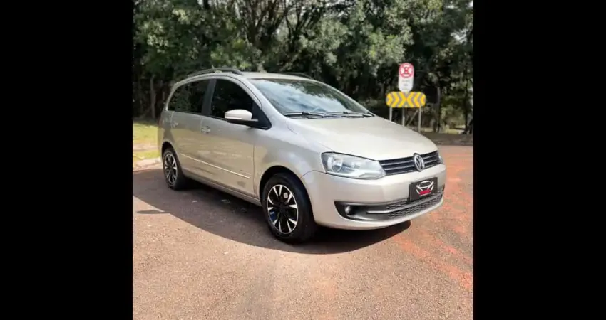 VOLKSWAGEN SPACEFOX 1.6 MI SPORTLINE TOTALFLEX 4P 2013