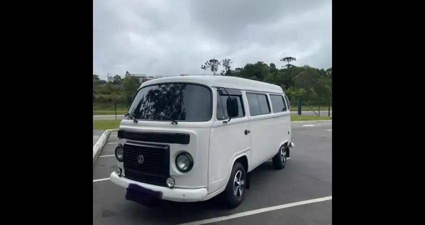 VOLKSWAGEN KOMBI STANDARD 1.4MI 4P 2012