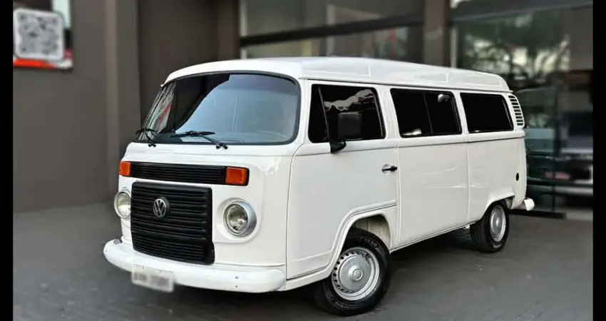 VOLKSWAGEN KOMBI 2012