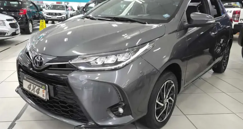 Toyota Yaris XLS 1.5 Flex 16V 5p Aut.  - Cinza - 2022/2023