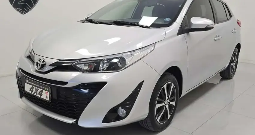 Toyota Yaris XLS 1.5 Flex 16V 5p Aut.  - Prata - 2019/2019