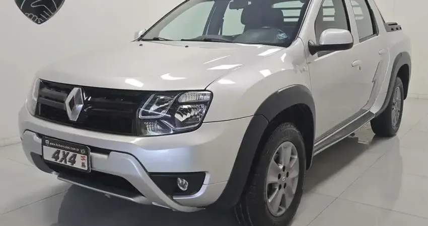 Renault Duster OROCH Dyna. 2.0 Flex 16V Aut. - Prata - 2018/2019