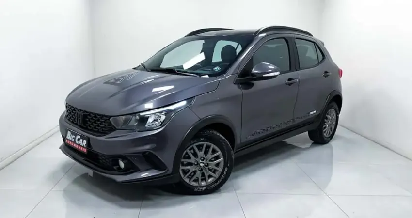 Fiat Argo TREKKING 1.8 16V Flex Aut.  - Cinza - 2021/2021