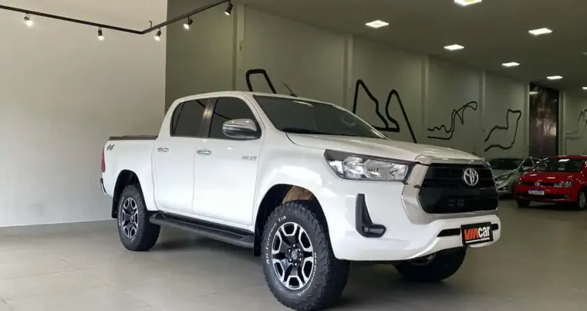 TOYOTA HILUX CD SRV 4x4 2.8 TDI Diesel Aut.