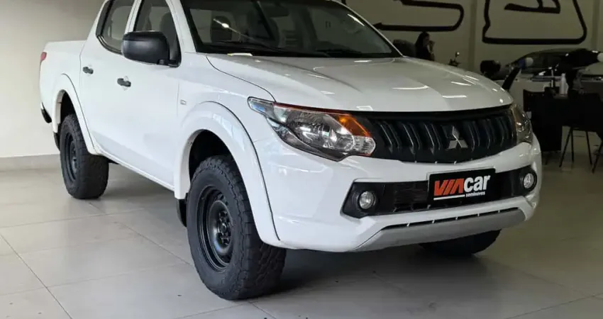 MITSUBISHI L200 TRITON OUTDOOR Tri. Outd. GLX 2.4 CD 4x4 Die. Mec.