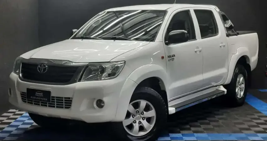 TOYOTA HILUX CD4X2 SR 2013