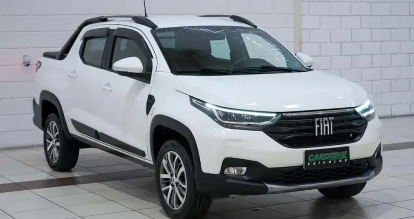 Fiat Strada Volcano 1.3 Flex 8V CD Aut.  - Branca - 2023/2023