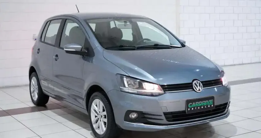 Volkswagen Fox Connect 1.6 Flex 8V 5p  - Cinza - 2018/2019