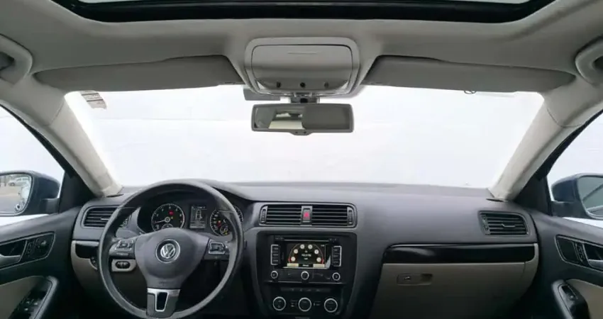 VOLKSWAGEN JETTA 2.0 COMFORTLINE FLEX 4P AUT 2014