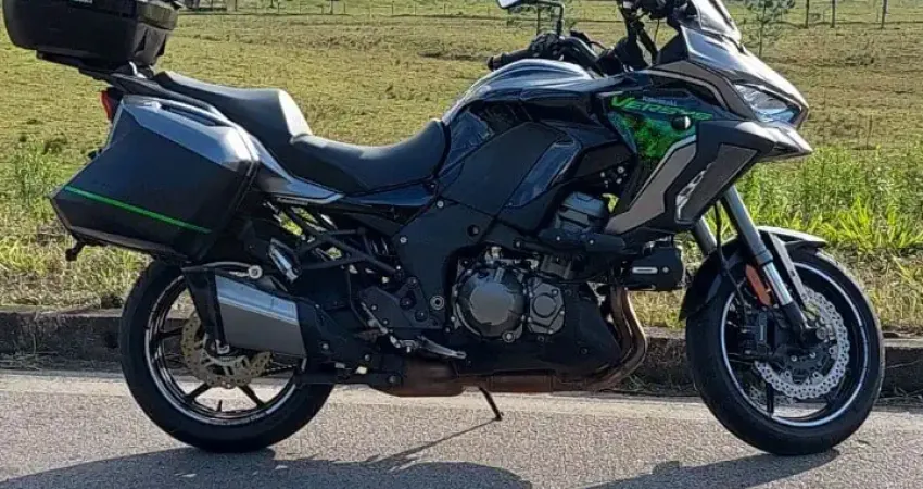 Kawasaki versys 1000 GT mod 2022