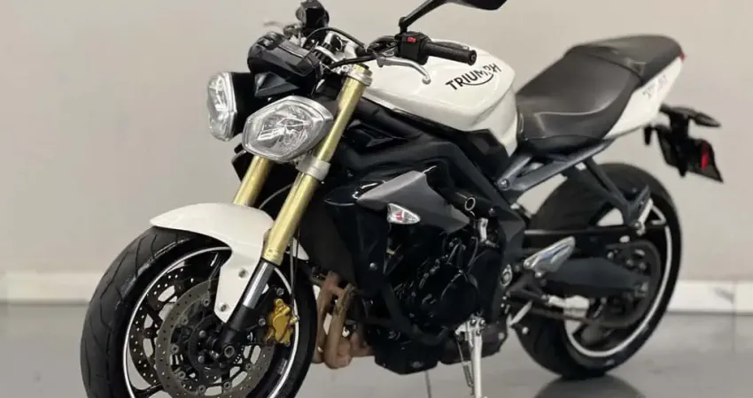 Triumph Street triple 675 2015
