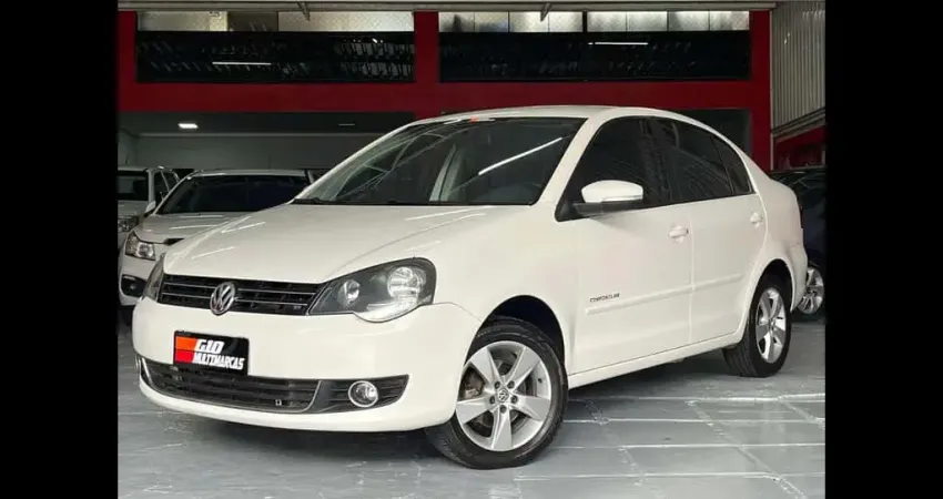VOLKSWAGEN POLO SEDAN 1.6 8V COMFORTLINE 4P 2014