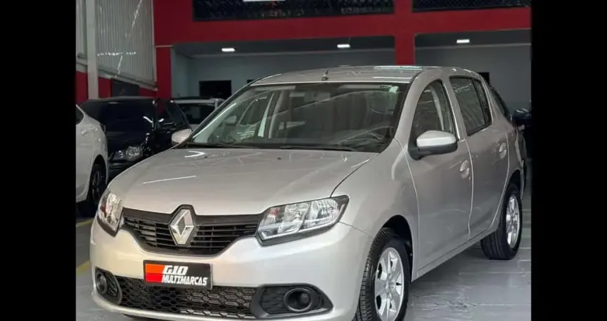 RENAULT SANDERO AUTH 10 2015