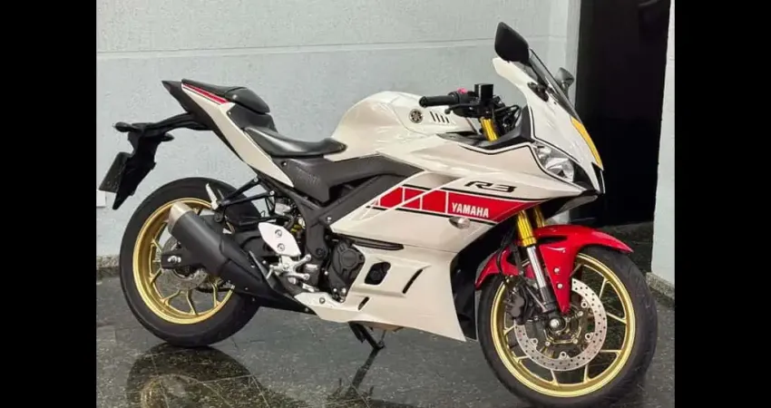 YAMAHA YZF R3 WGP 60TH 2023