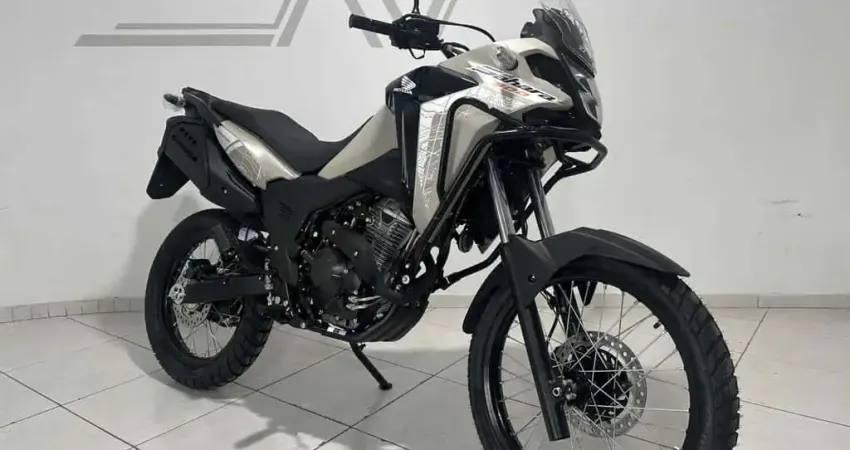 Honda Xre 300 sahara adventure 2026