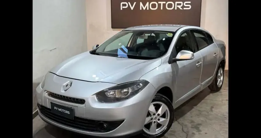 Renault Fluence /  DYN20A - Prata - 2013/2014