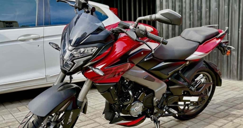 Bajaj Dominar 200 2026