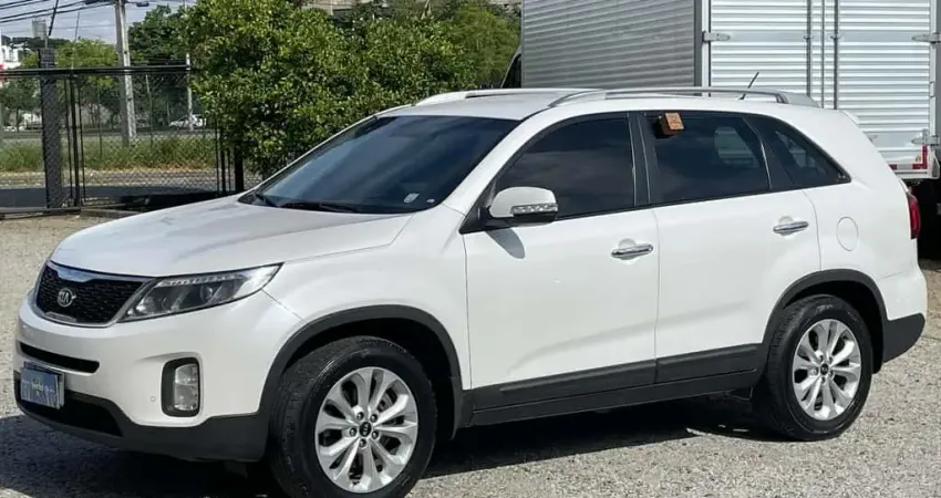 KIA SORENTO 2.4 16V 4x2 Aut.