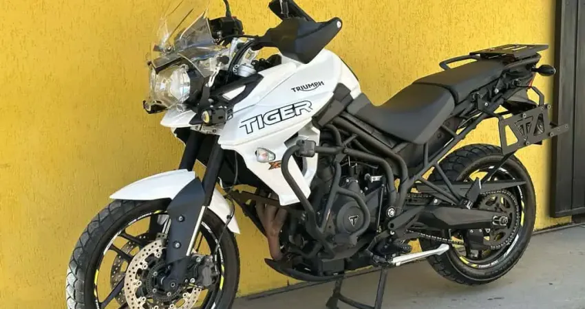 TRIUMPH TIGER 800 XR