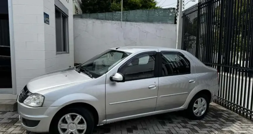 RENAULT LOGAN EXPRESSION HI-FLEX 1.6 16V 4P AUT. 2013