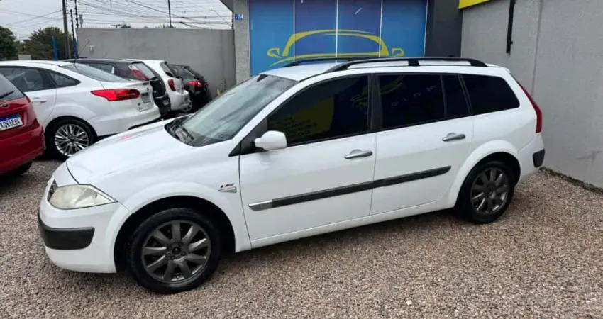 Renault Megane 2013 1.6 dynamique grand tour 16v flex 4p manual