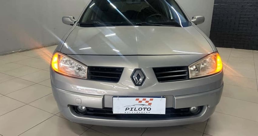 RENAULT MEGANEGT DYN 16 2008