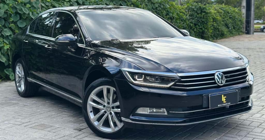 Volkswagen Passat Highline 2.0 TSI 220cv Tip.  - Preta - 2016/2017