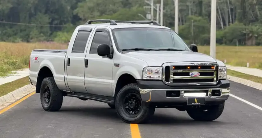 Ford F-250 XLT 3.9 4x4 CD TB Diesel  - Prata - 2006/2007