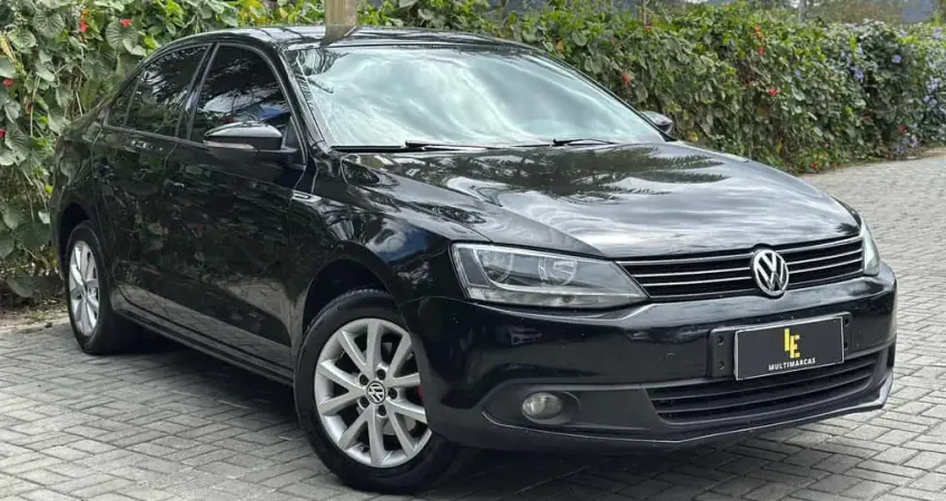 Volkswagen Jetta Comfortline 2.0 T.Flex 8V 4p Tipt.  - Preta - 2011/2011