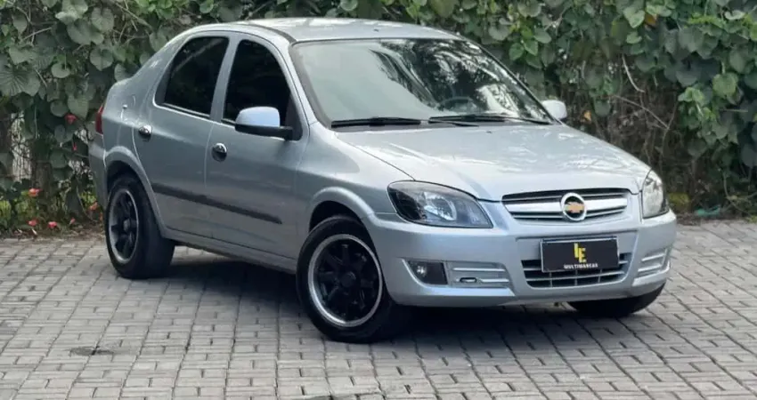 Chevrolet Prisma Sed. Joy 1.4 8V ECONOFLEX 4p  - Prata - 2008/2009