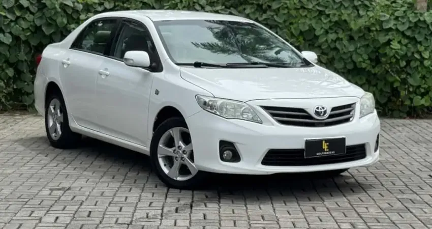 Toyota Corolla XEI 2.0 AUT - Branca - 2013/2013