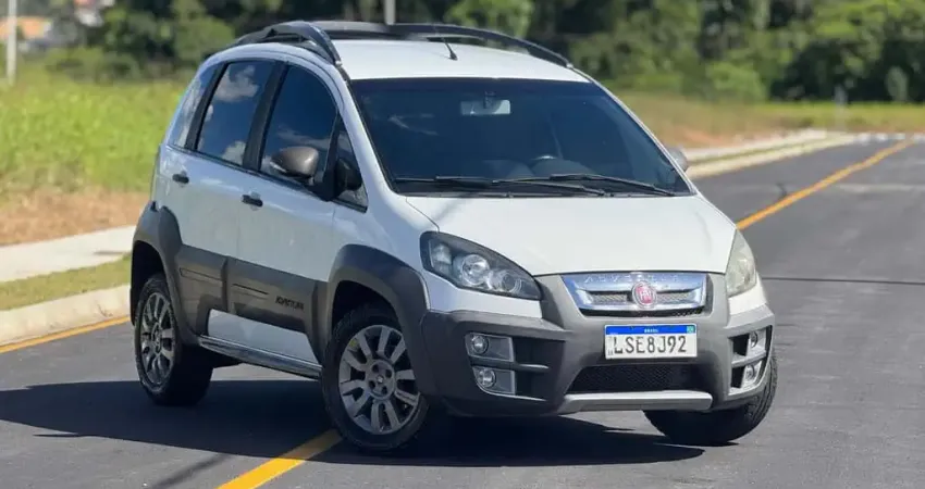 Fiat Idea Advent./ Adv.LOCKER 1.8 mpi Flex 5p  - Branca - 2015/2016