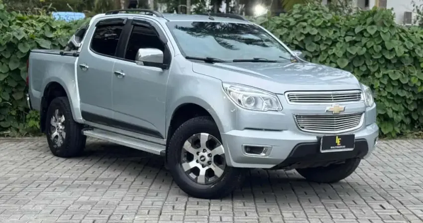 Chevrolet S-10 Pick-up LTZ 2.4 Flex  - Prata - 2013/2013