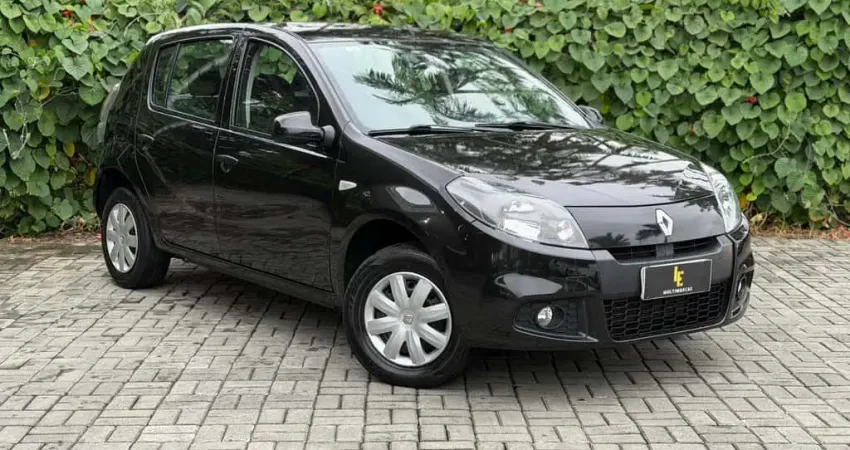 Renault Sandero EXPRESSION 1.0 - Preta - 2013/2014