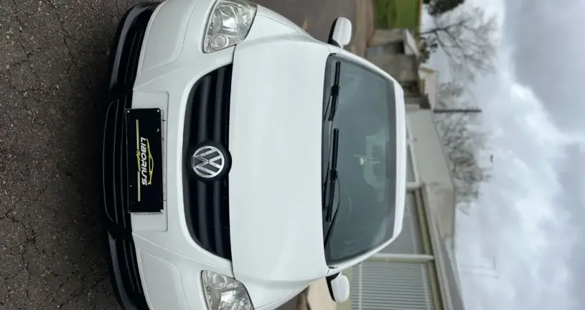 VOLKSWAGEN FOX 1.0 Ano Modelo:  2009 Valor: R$ 23.900,00 4 PNEUS NOVOS  