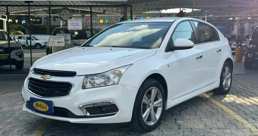 Chevrolet Cruze HB Sport LT 1.8 16V FlexP. 5p Aut  - Branca - 2015/2015
