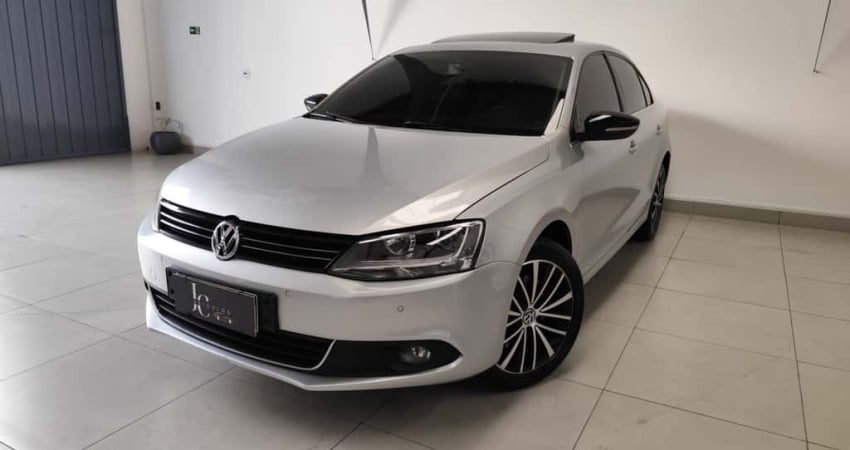 JETTA Highline 2.0 TSI 16V 4p Tiptronic