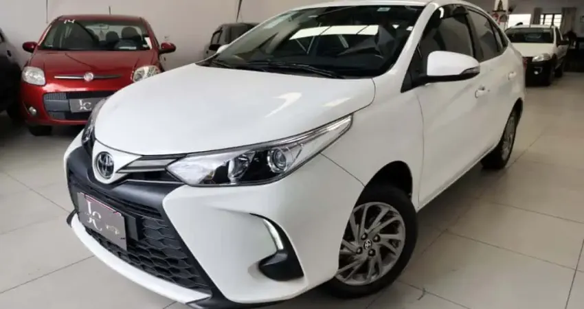 YARIS XS Sedan 1.5 Flex 16V 4p Aut.
