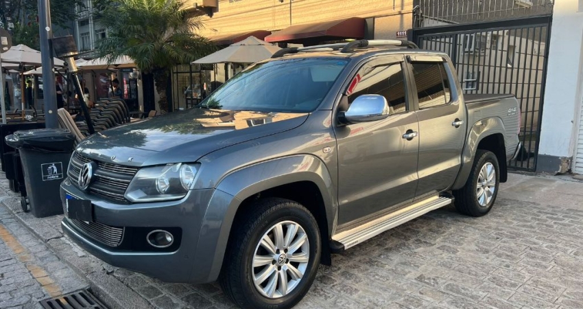 Amarok Highline Turbo Diesel CD 4x4 Automática - A mais completa da Categoria
