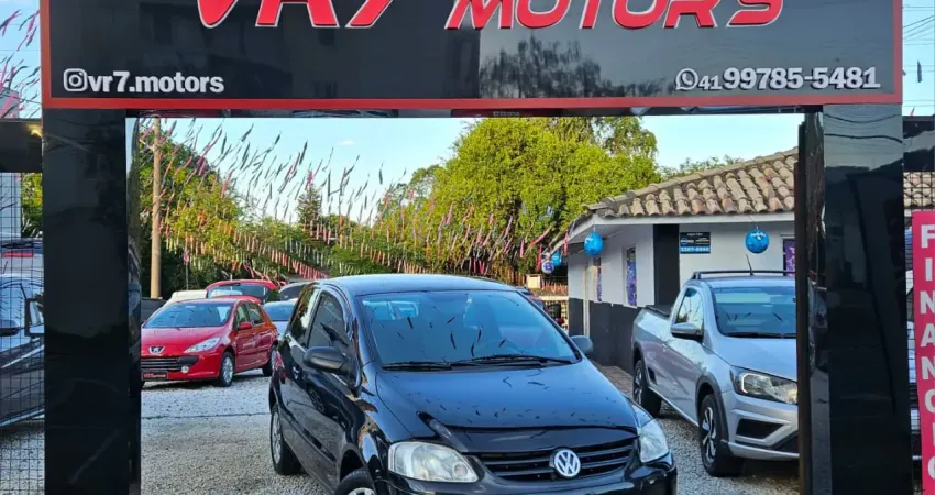 Volkswagen FOX 1.0 2008 bem cuidado