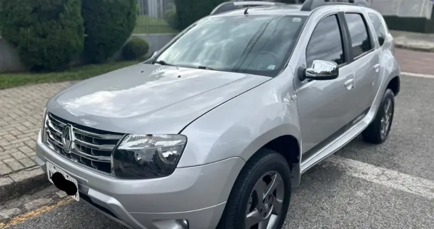 49.900,00 / DUSTER DYNAMIQUE 2.0 2014 COMPLETA PRATA