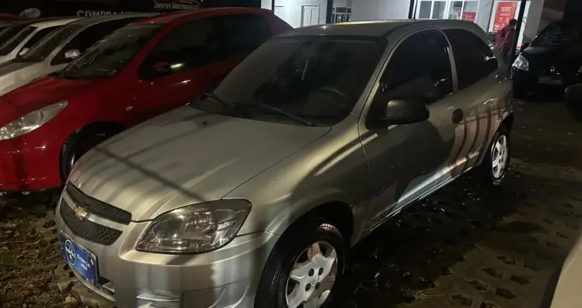 24.900,0 / CELTA LS FLEX 1.0 2012 PRATA UNICO DONO - BAIXA KM 83.900KM