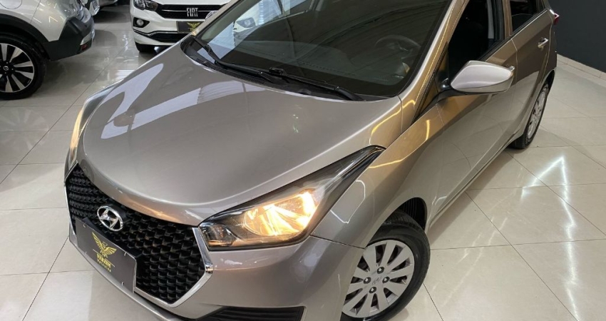 Hyundai HB20 1.0 Unique  Prata 2019