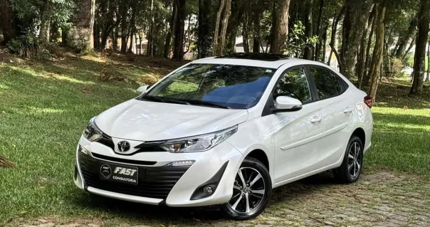 TOYOTA YARIS XLS Connect 1.5 Flex 16V 5p Aut.