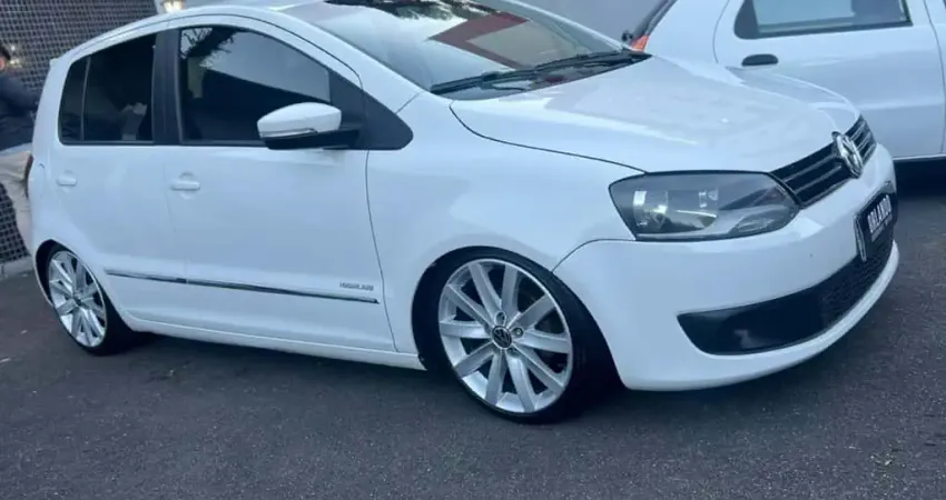 VOLKSWAGEN FOX 1.6 HIGHLINE GII 2014
