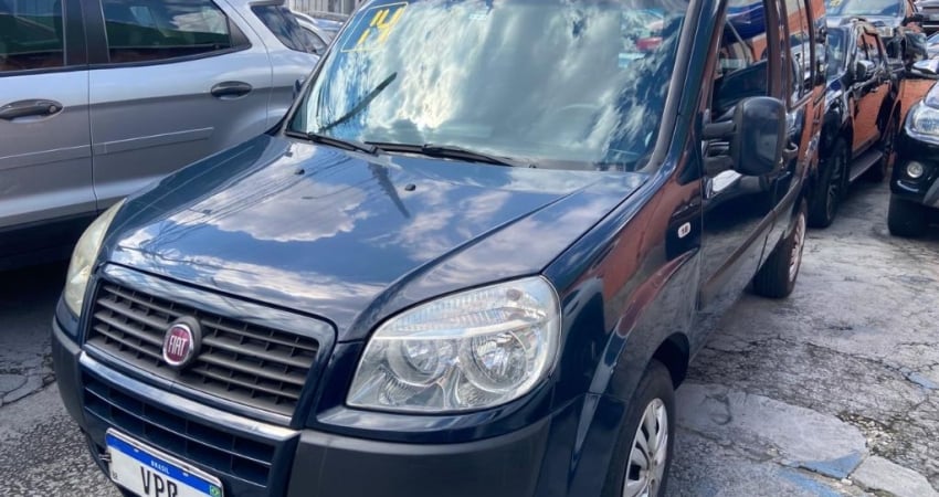 Fiat / Doblo Essence 1.8 Flex 6 Lugares